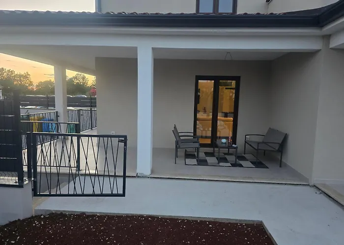 Kuca Za Odmor Kiara Villa *